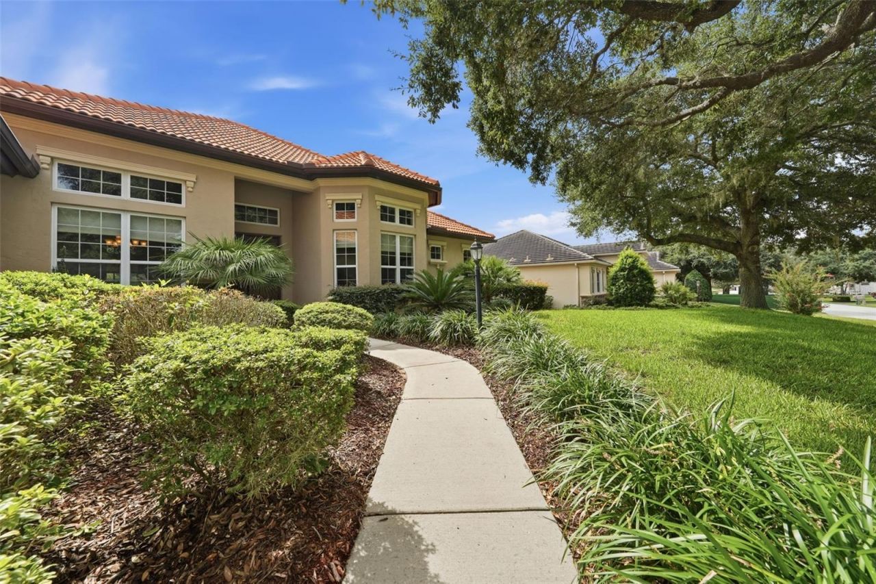 1910 N Eagle Chase Drive , Hernando, FL 34442 Photo