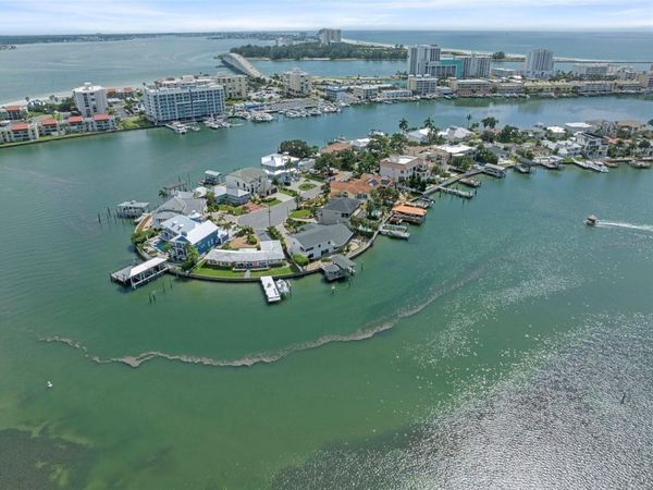 290 BAYSIDE DRIVE, CLEARWATER BEACH, FL 33767