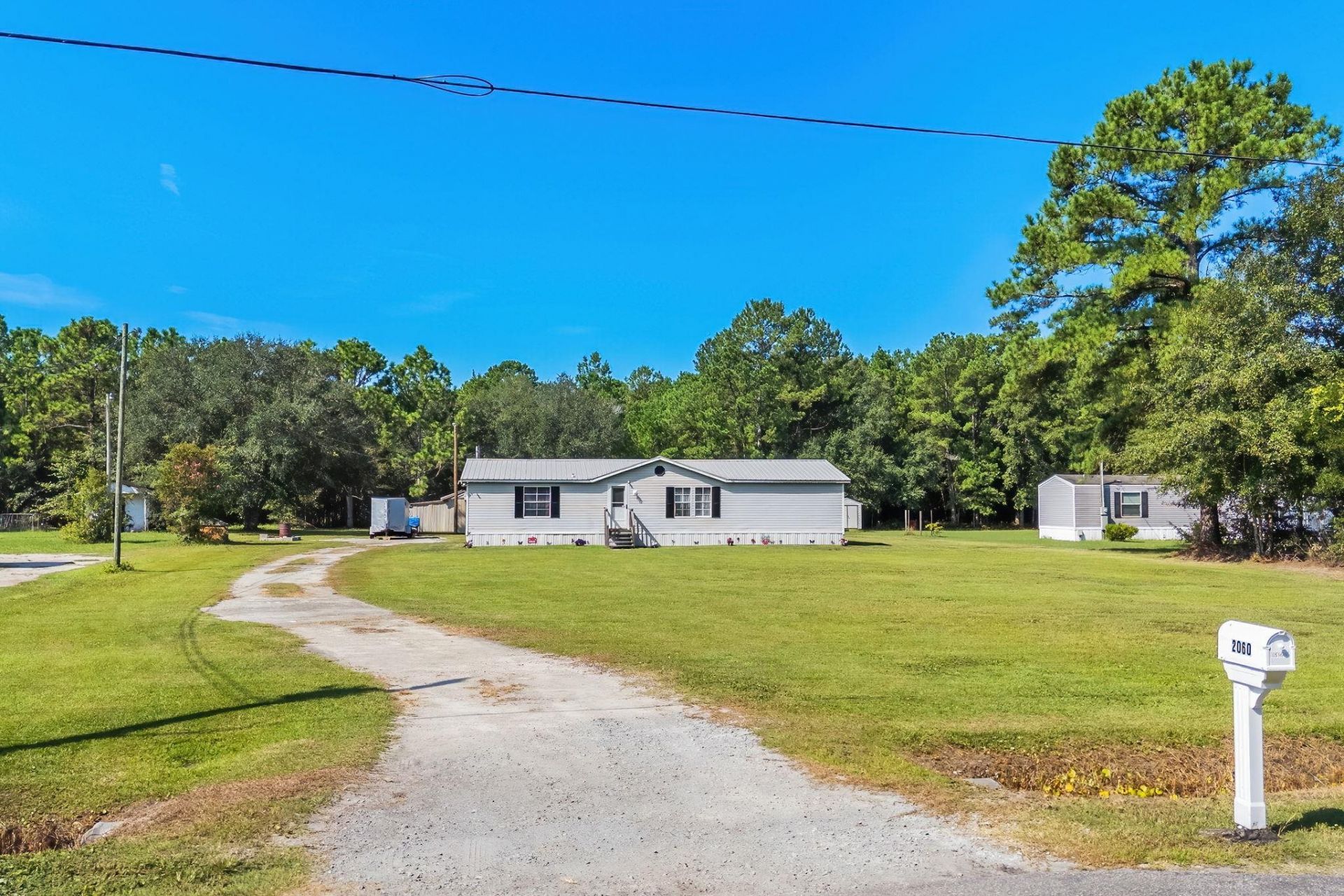 2060 Martin St. Photo 24