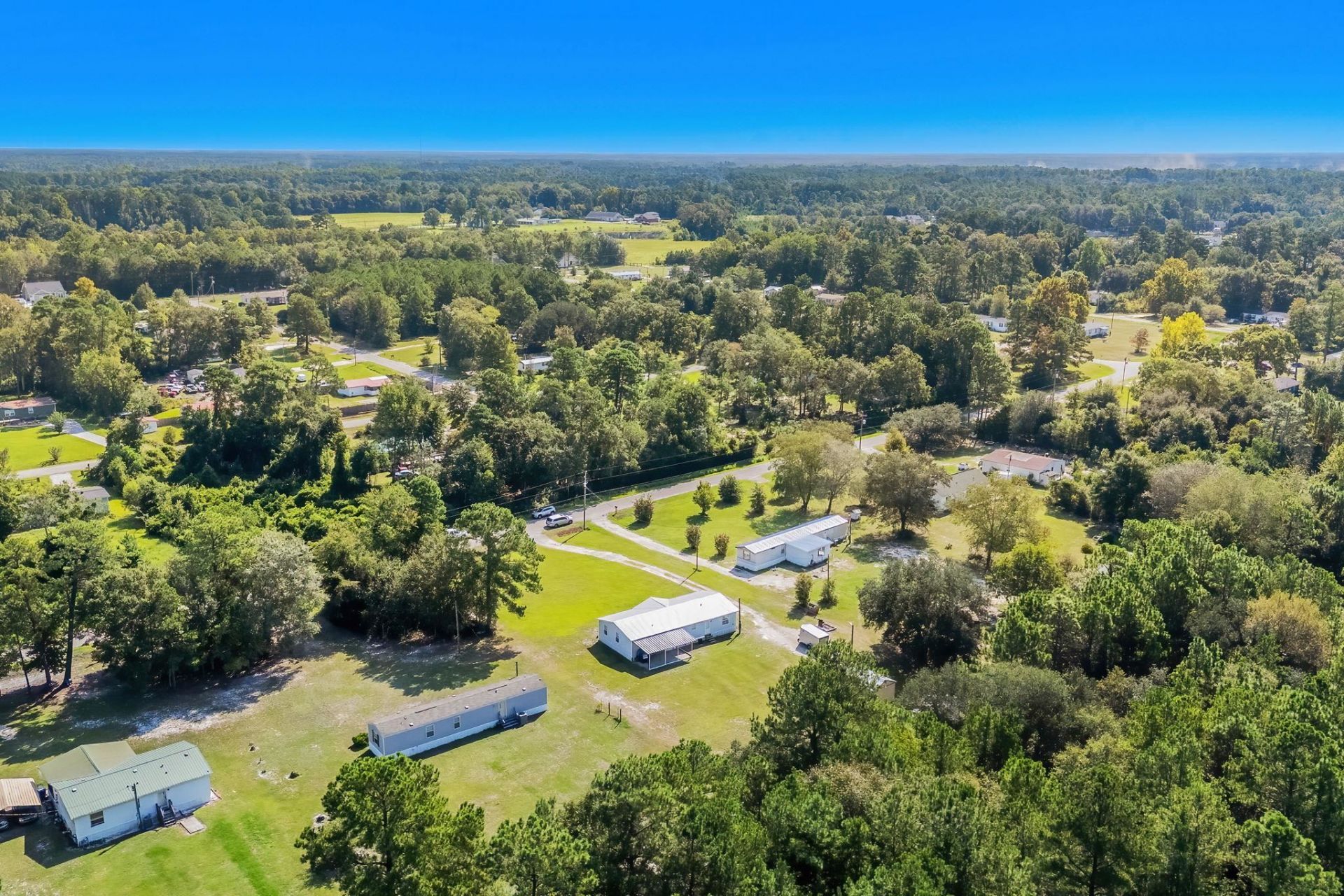 2060 Martin St. Photo 27