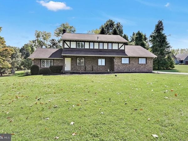 727 N CHURCH ROAD, SINKING SPRING, PA 19608