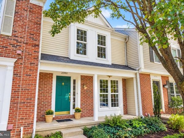 20980 TOBACCO SQUARE, ASHBURN, VA 20147