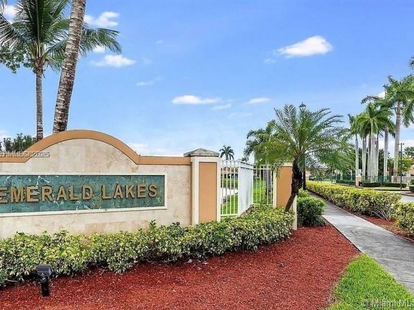 833 SW 148th Pl, Unit 833, Miami, FL 33194