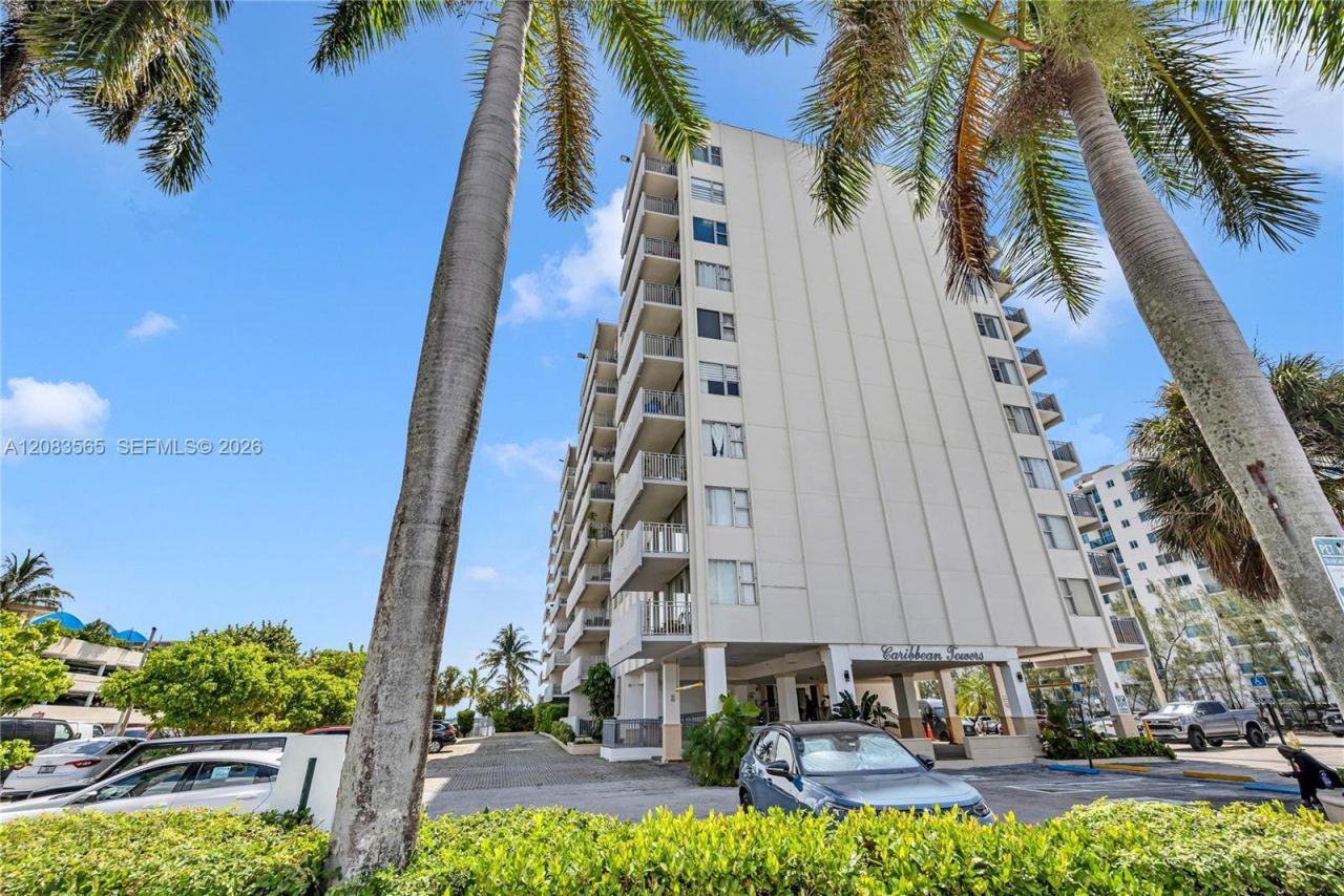 7545 E Treasure Dr, Unit 9A, North Bay Village, FL 33141 Photo