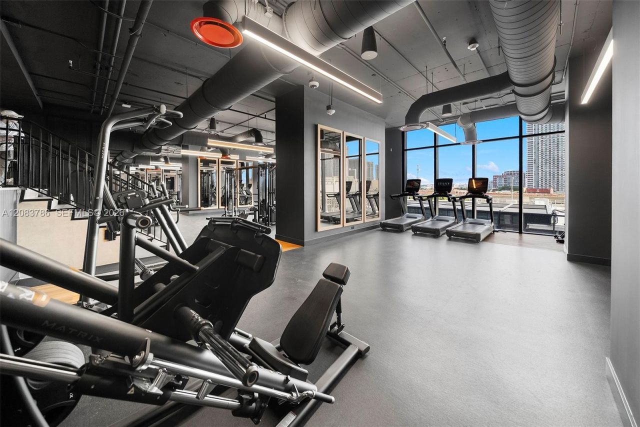 20 NE 11 Street, Unit 5204, Miami Beach, FL 33139 Photo