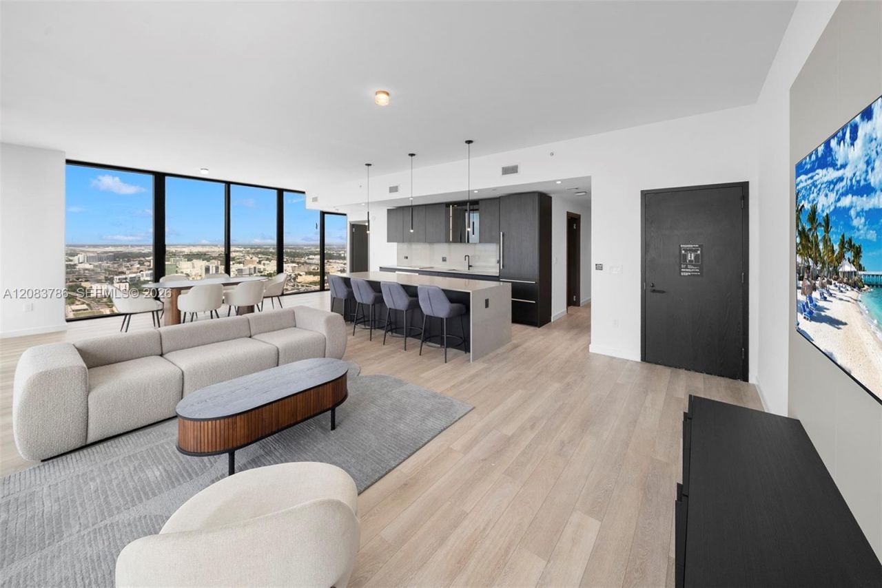 20 NE 11 Street, Unit 5204, Miami Beach, FL 33139 Photo