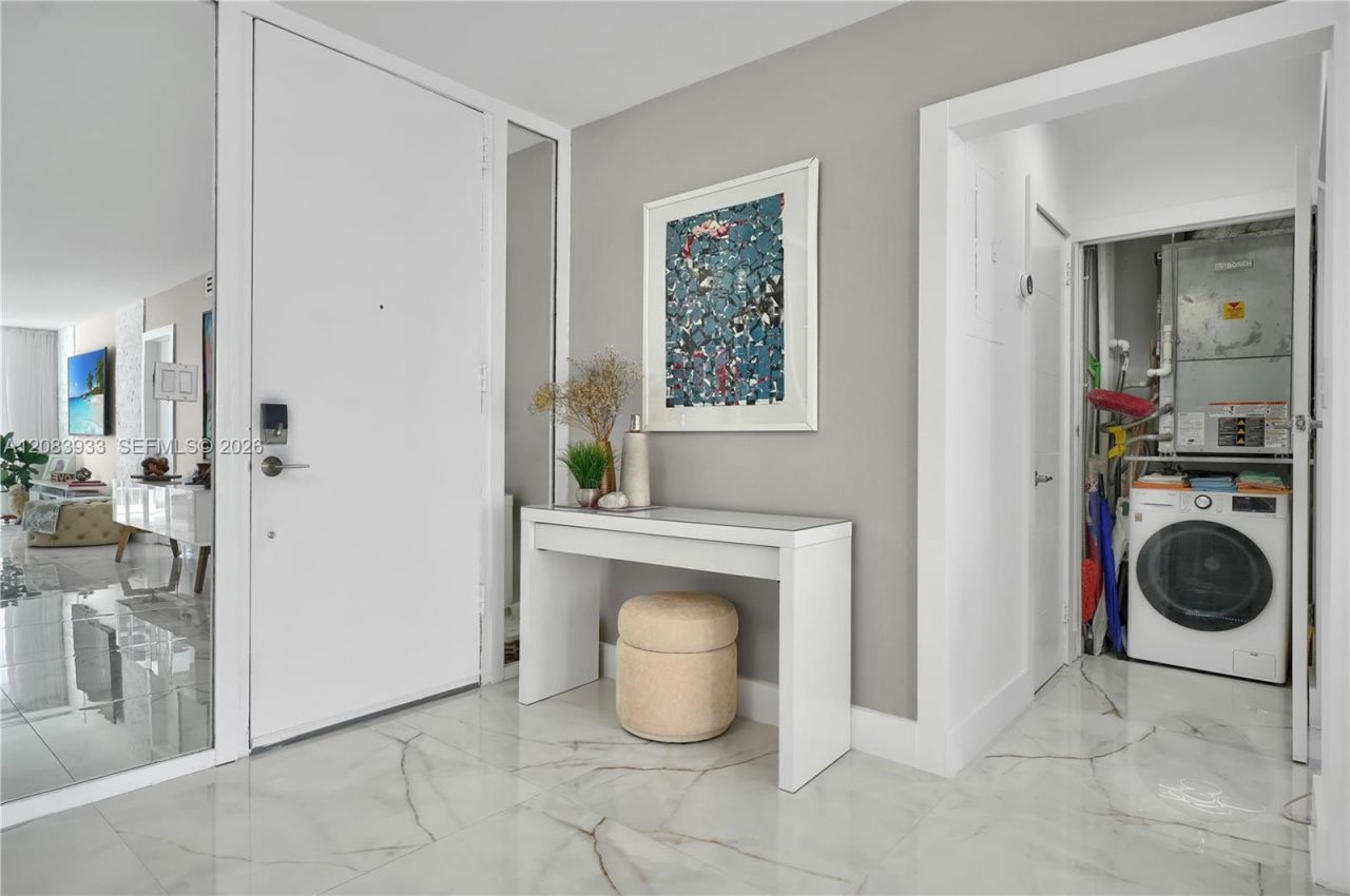 770 NE 69th St , Unit 5D, Miami, FL 33138 Photo