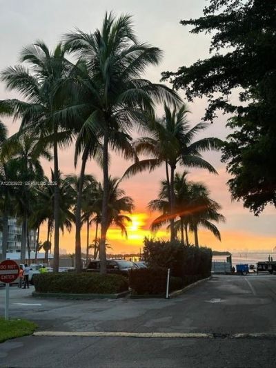 770 NE 69th St , Unit 5D, Miami, FL 33138 Photo