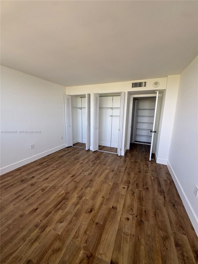 5600 N Flagler Dr, Unit 1502, West Palm Beach, FL 33407 Photo