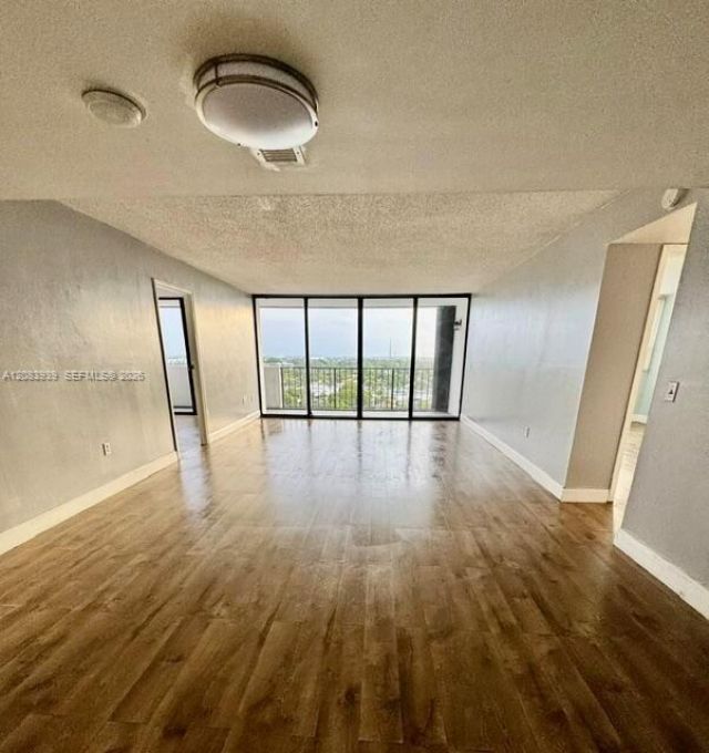 5600 N Flagler Dr , Unit 1502, West Palm Beach, FL 33407 Photo