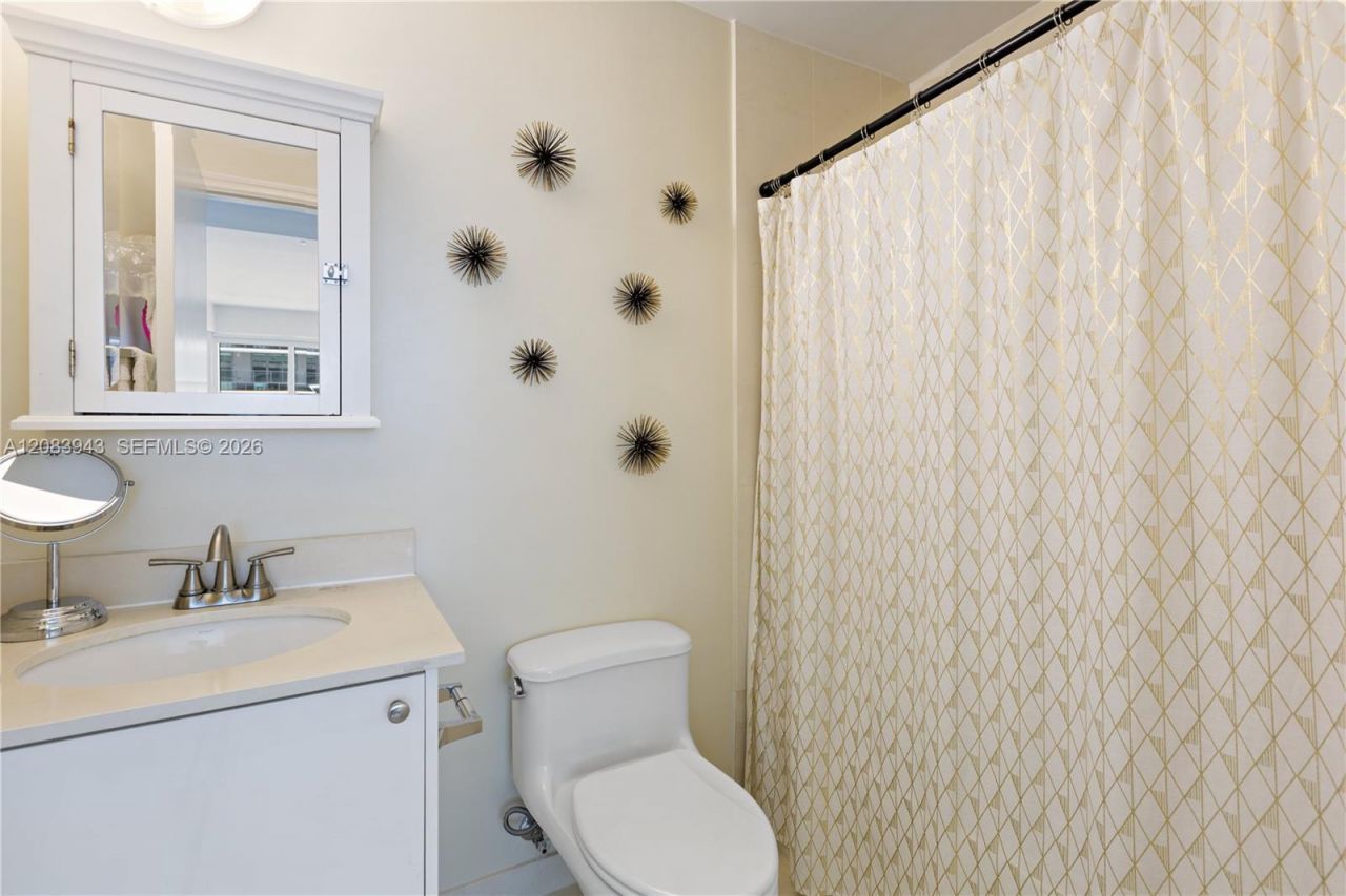 60 SW 13th St , Unit 1422, Miami, FL 33130 Photo
