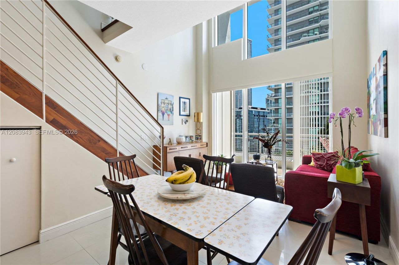 60 SW 13th St , Unit 1422, Miami, FL 33130 Photo