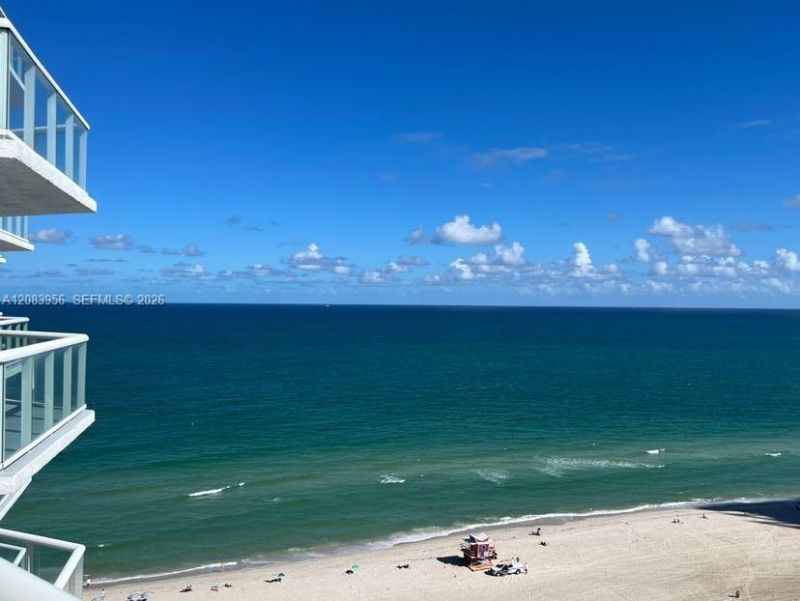 6515 Collins Ave, Unit 1707, Miami Beach, FL 33141 Photo