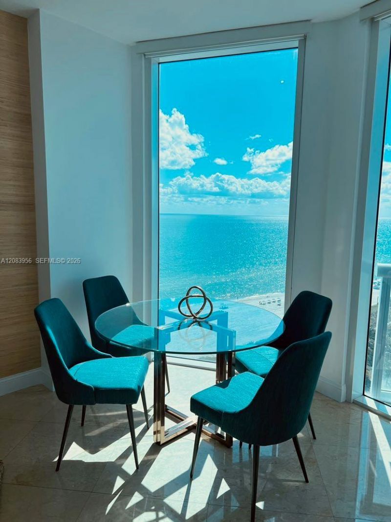 6515 Collins Ave, Unit 1707, Miami Beach, FL 33141 Photo