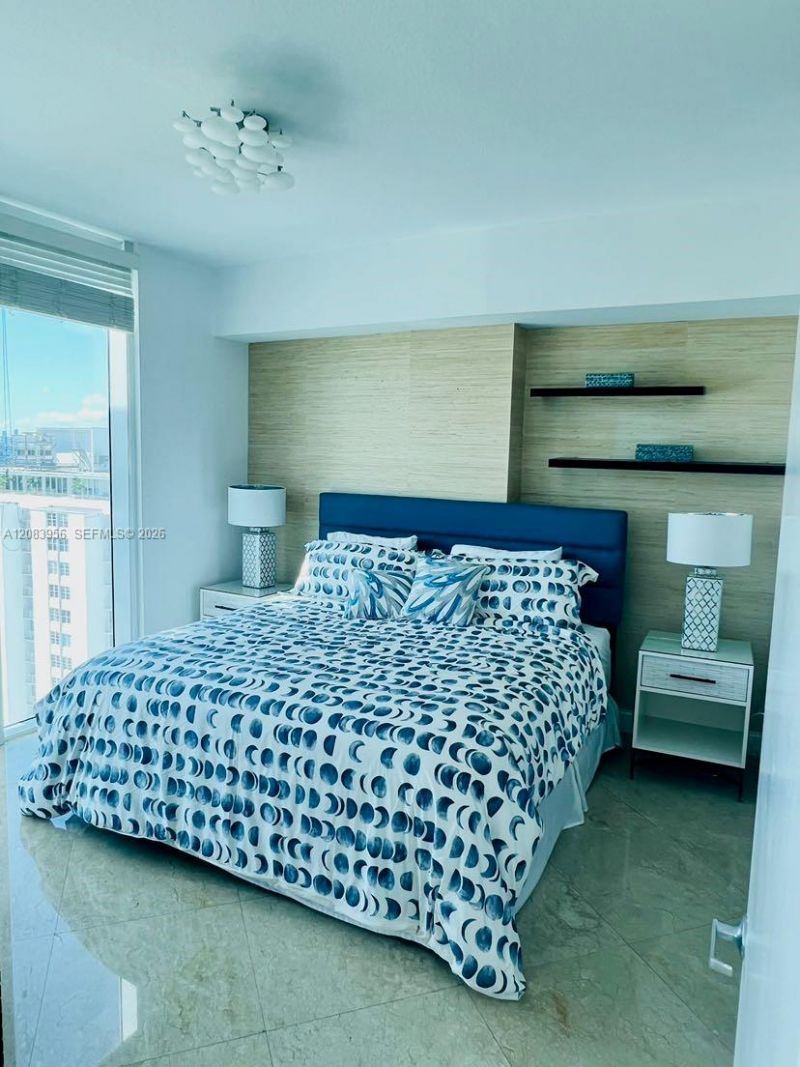 6515 Collins Ave, Unit 1707, Miami Beach, FL 33141 Photo