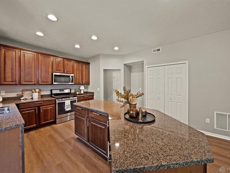 2131 Wagner Trace Drive, Beavercreek, OH 45431 Photo 12