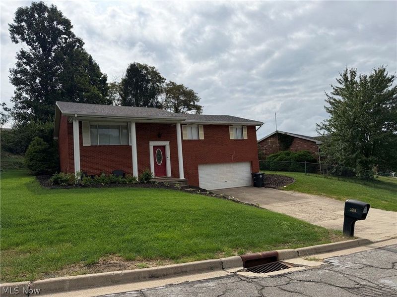 3218 Saint Charles Drive, Steubenville, OH 43952 Photo 1