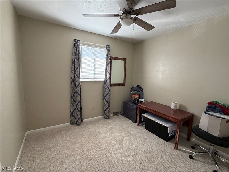 3218 Saint Charles Drive, Steubenville, OH 43952 Photo 11
