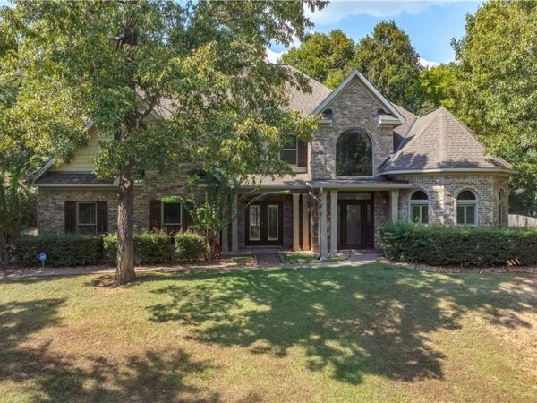 1540 Morgan Drive, Tuscaloosa, AL 35405