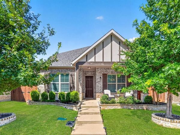 12766 Mercer Parkway , Farmers Branch, TX 75234