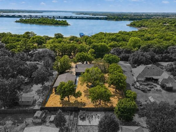 120 Wild Oak Lane, Hickory Creek, TX 75065
