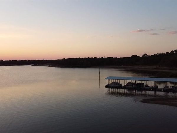 120 Wild Oak Lane , Hickory Creek, TX 75065