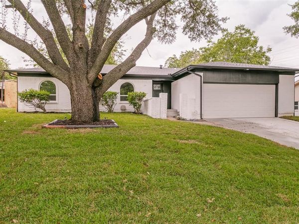 5333 Westminster Court S, Fort Worth, TX 76133