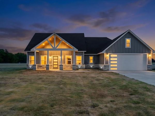 1564 County Road 4732, Cumby, TX 75433