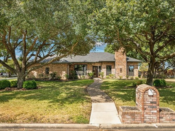 2206 Meadowview Drive, Caddo Mills, TX 75135