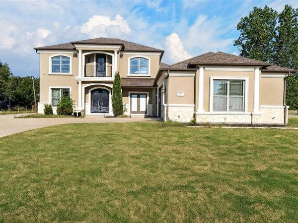 281 Rose Garden Drive, McKinney, TX 75072