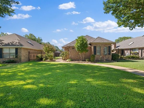 3111 Bonham Street, Greenville, TX 75402