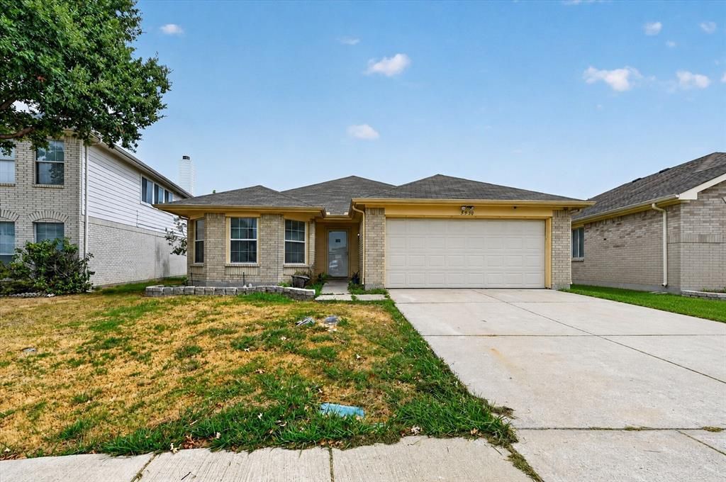 5530 Mandarin Way , Dallas, TX 75249 Main Photo