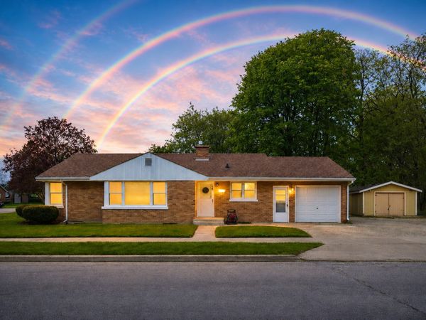 1645 Jackson Street , North Chicago, IL 60064
