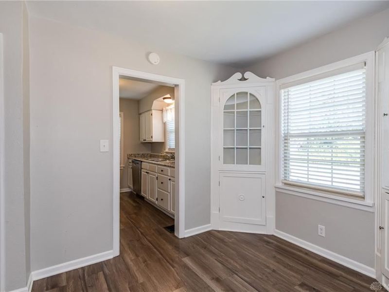 1014 Gainsborough Road, Dayton, OH 45419 Photo 12