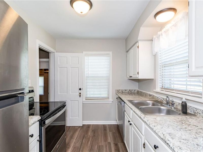 1014 Gainsborough Road, Dayton, OH 45419 Photo 14