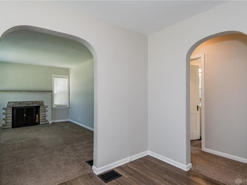 1014 Gainsborough Road, Dayton, OH 45419 Photo 3