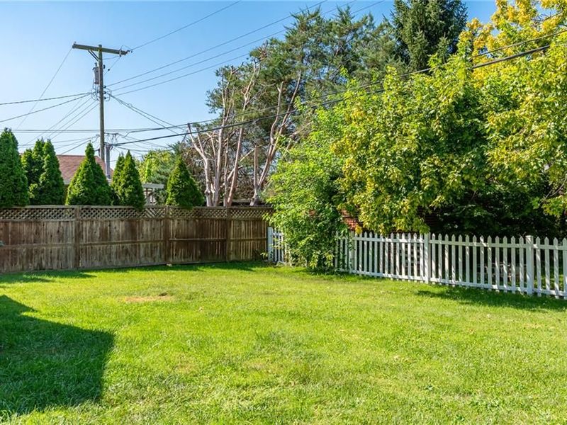 1014 Gainsborough Road, Dayton, OH 45419 Photo 32