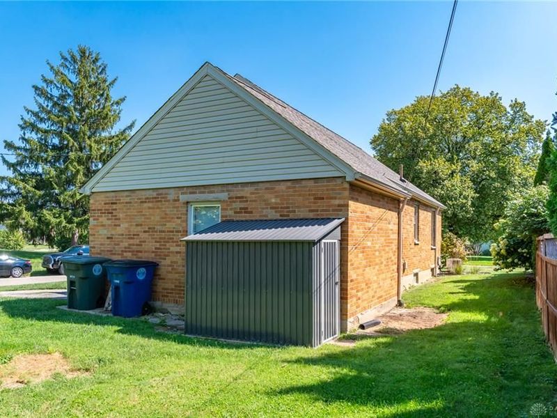 1014 Gainsborough Road, Dayton, OH 45419 Photo 33