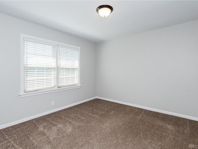 1014 Gainsborough Road, Dayton, OH 45419 Photo 4