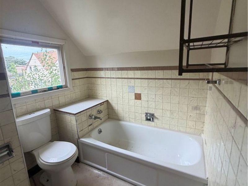 1012 E 72nd Street, Cleveland, OH 44103 Photo 12