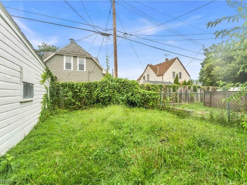 1012 E 72nd Street, Cleveland, OH 44103 Photo 13