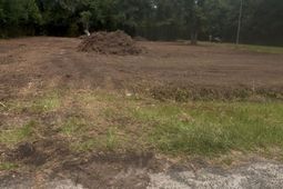 219 Russell Circle photo 4