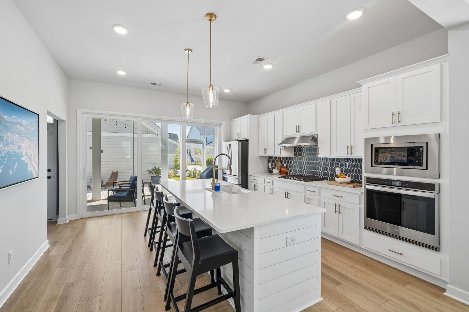 305 Eclipse Street Photo 13