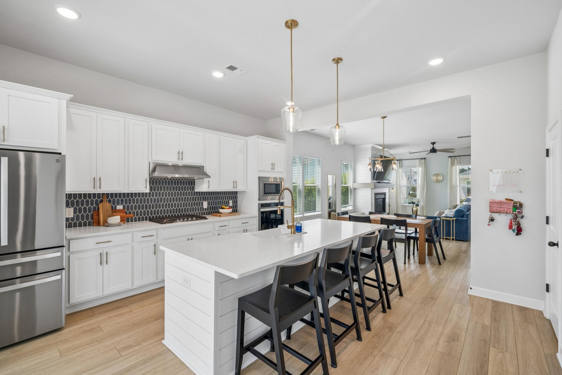 305 Eclipse Street Photo 17