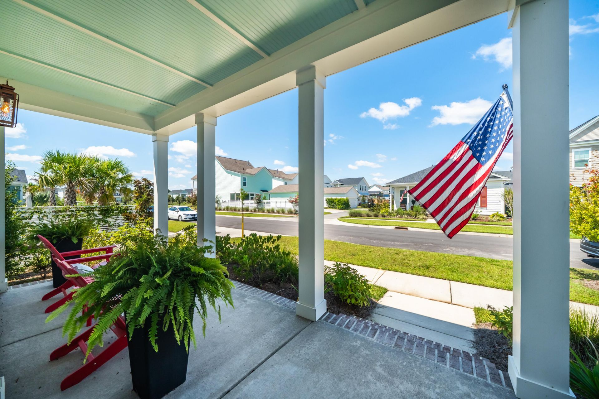 305 Eclipse Street Photo 4