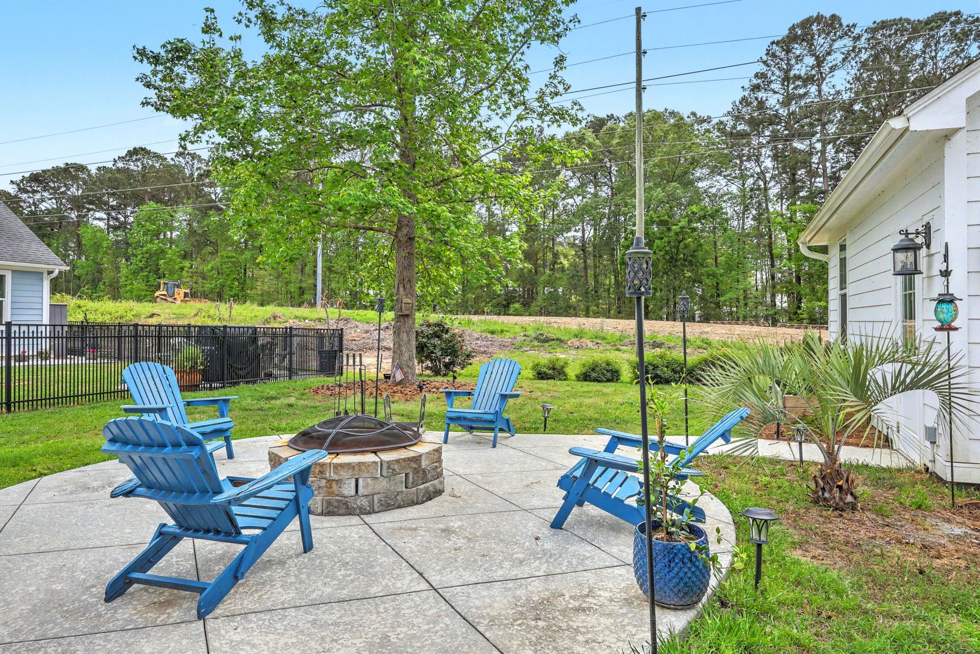 4158 Home Town Lane Photo 4