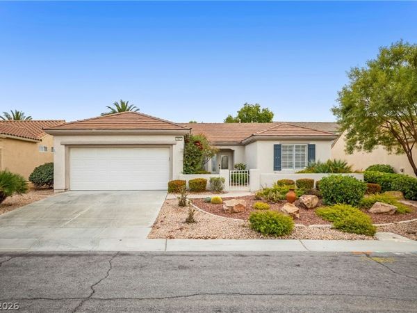 2621 Memphis Avenue , Henderson, NV 89052