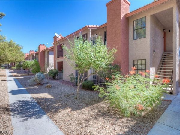 5576 W Rochelle Avenue , Unit 29D, Las Vegas, NV 89103