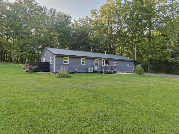 14910 Boyle Lake Road, Buchanan, MI 49107