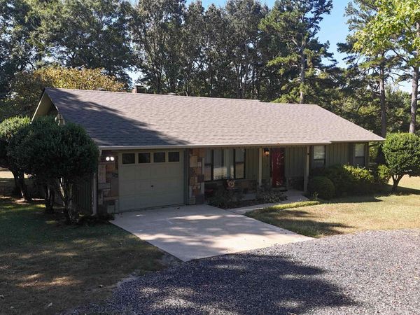 1004 Hastey Avenue , Mena, AR 71953